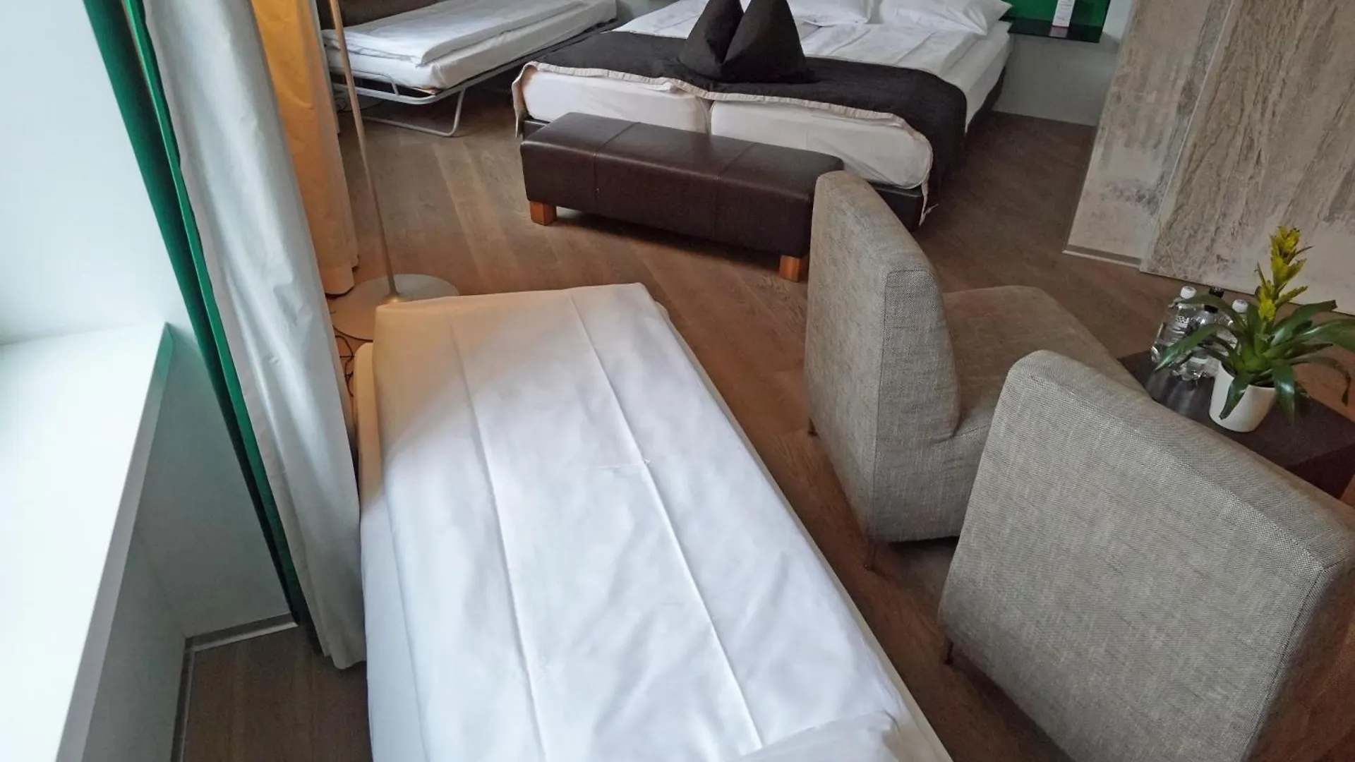 ****  Hotel Glockenhof Zuerich Швейцария